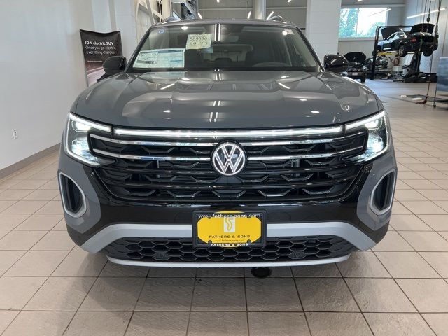 2024 Volkswagen Atlas 2.0T Peak Edition SEL