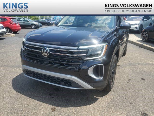 2024 Volkswagen Atlas 2.0T Peak Edition SEL