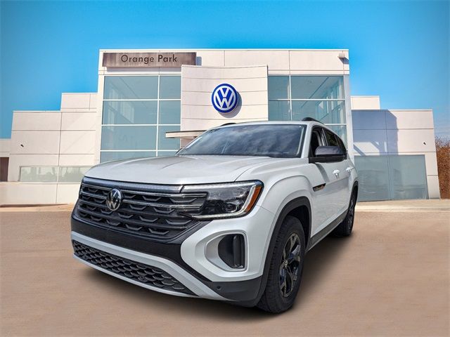 2024 Volkswagen Atlas 2.0T Peak Edition SEL