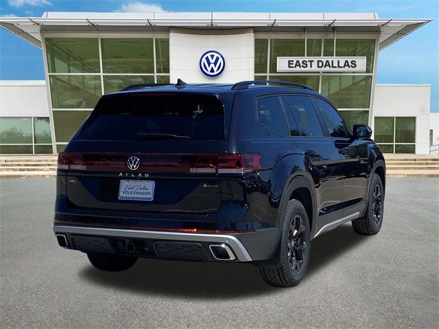 2024 Volkswagen Atlas 2.0T Peak Edition SEL