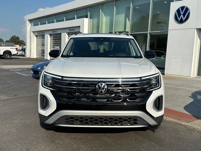 2024 Volkswagen Atlas 2.0T Peak Edition SEL