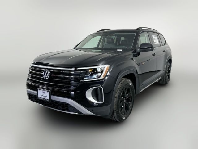 2024 Volkswagen Atlas 2.0T Peak Edition SEL