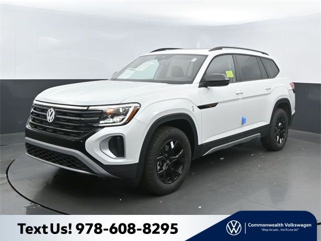 2024 Volkswagen Atlas 2.0T Peak Edition SEL