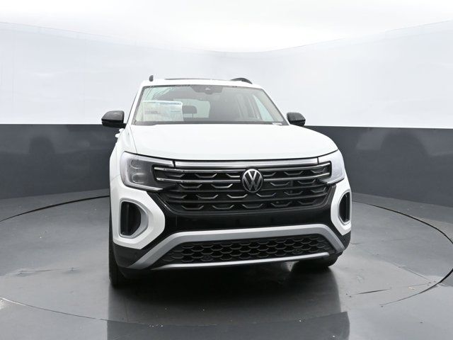 2024 Volkswagen Atlas 2.0T Peak Edition SEL