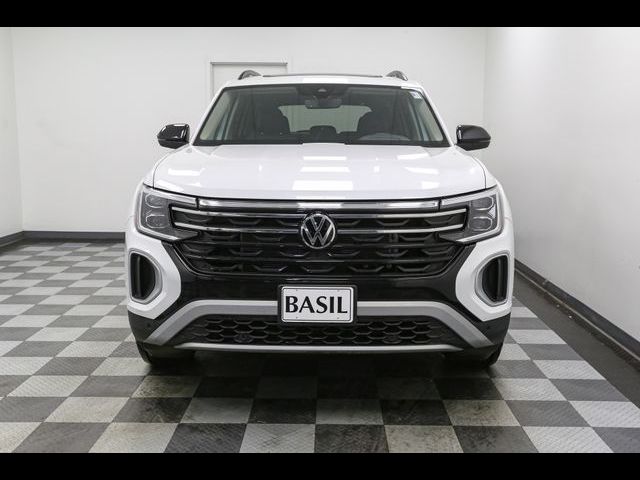 2024 Volkswagen Atlas 2.0T Peak Edition SEL