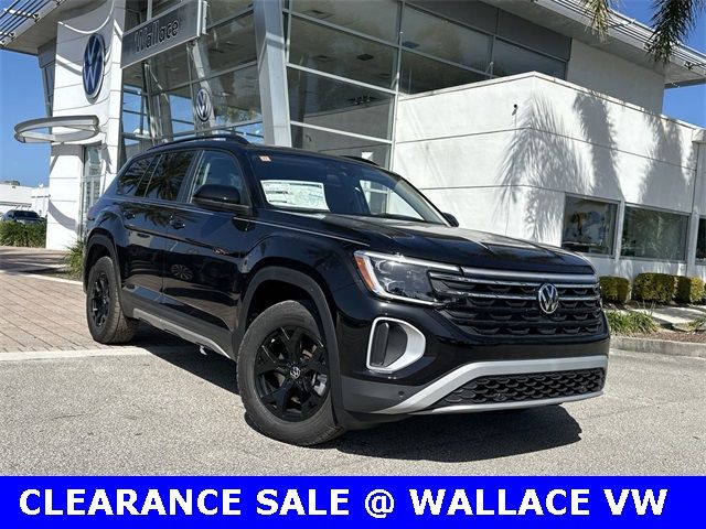 2024 Volkswagen Atlas 2.0T Peak Edition SEL