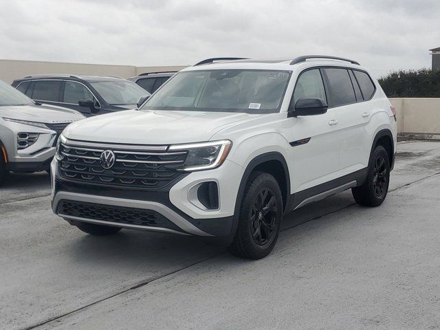 2024 Volkswagen Atlas 2.0T Peak Edition SEL