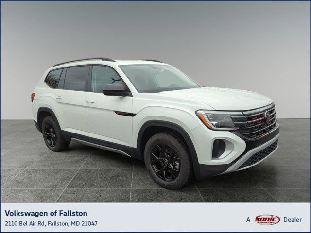 2024 Volkswagen Atlas 2.0T Peak Edition SEL