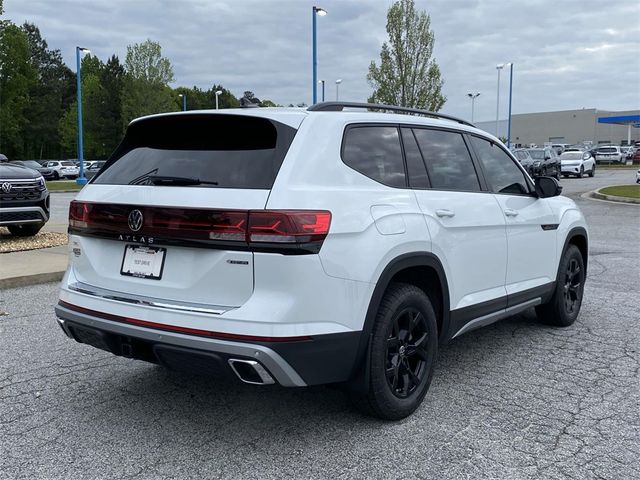 2024 Volkswagen Atlas 2.0T Peak Edition SEL