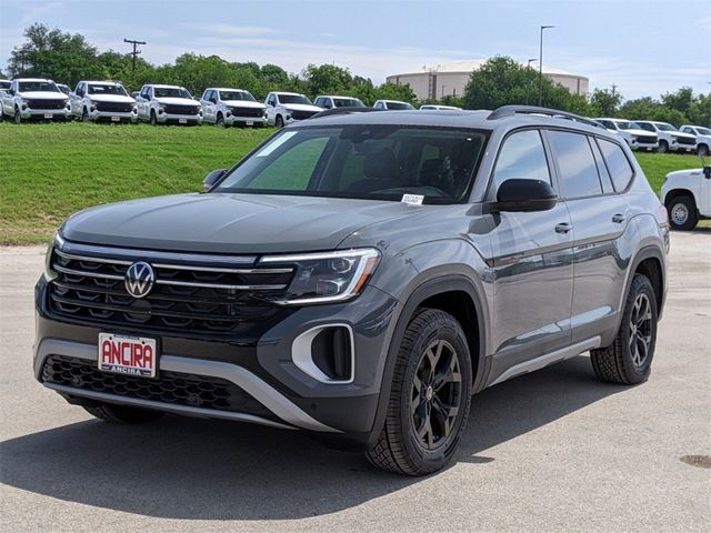 2024 Volkswagen Atlas 2.0T Peak Edition SEL