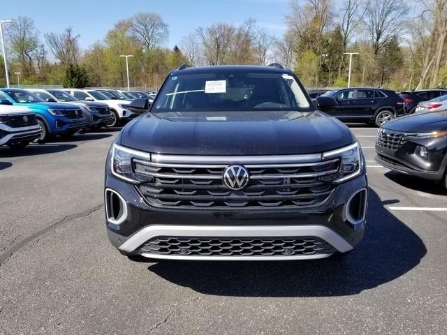 2024 Volkswagen Atlas 2.0T Peak Edition SEL