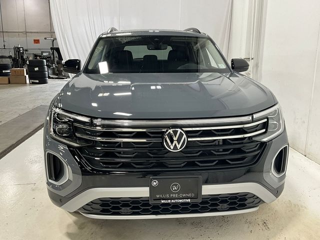 2024 Volkswagen Atlas 2.0T Peak Edition SEL