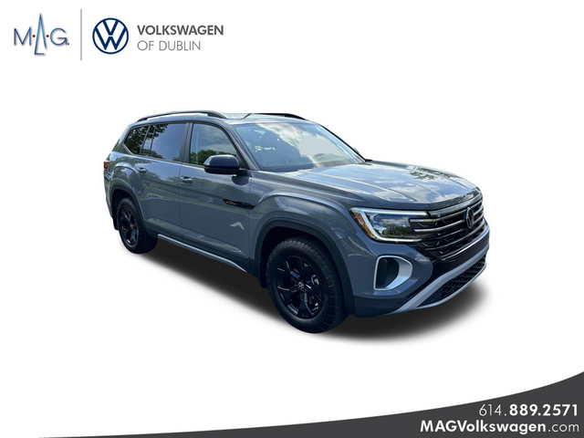 2024 Volkswagen Atlas 2.0T Peak Edition SEL