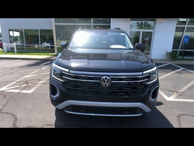 2024 Volkswagen Atlas 2.0T Peak Edition SEL