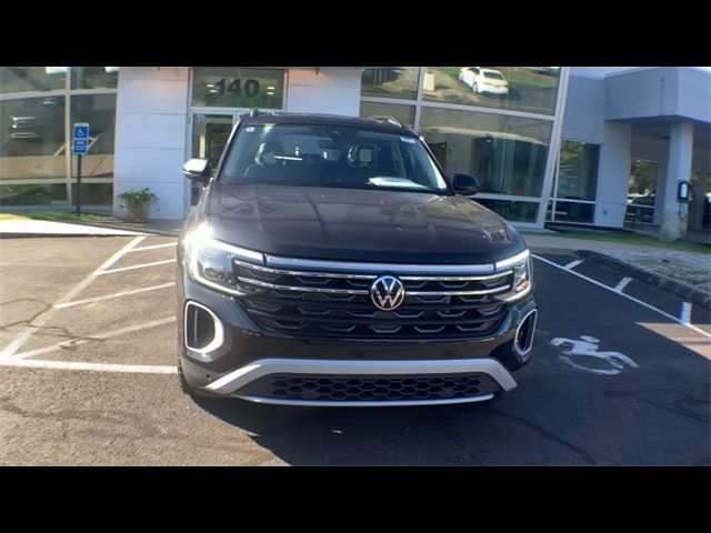 2024 Volkswagen Atlas 2.0T Peak Edition SEL