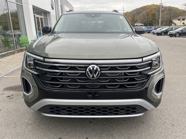 2024 Volkswagen Atlas 2.0T Peak Edition SEL