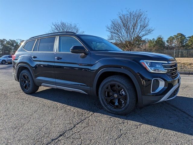 2024 Volkswagen Atlas 2.0T Peak Edition SEL