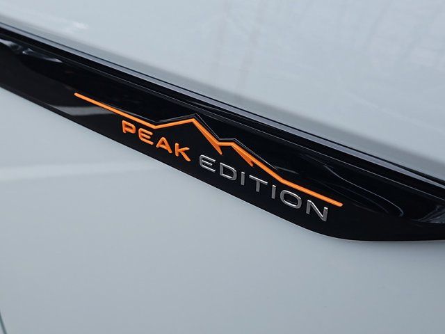 2024 Volkswagen Atlas 2.0T Peak Edition SEL