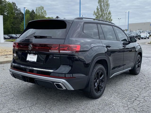 2024 Volkswagen Atlas 2.0T Peak Edition SEL