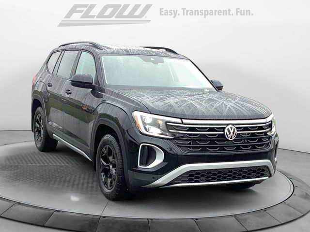 2024 Volkswagen Atlas 2.0T Peak Edition SEL