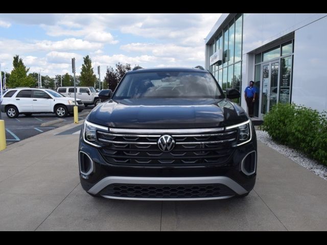 2024 Volkswagen Atlas 2.0T Peak Edition SEL