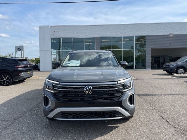 2024 Volkswagen Atlas 2.0T Peak Edition SEL