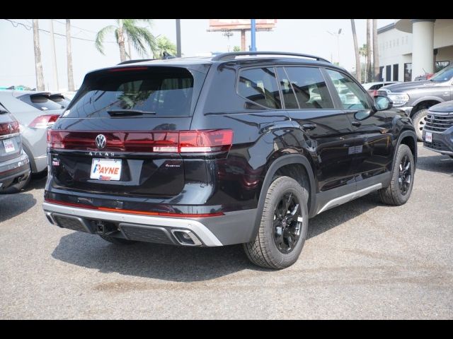 2024 Volkswagen Atlas 2.0T Peak Edition SEL