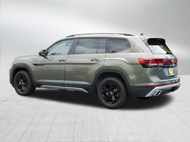 2024 Volkswagen Atlas 2.0T Peak Edition SEL