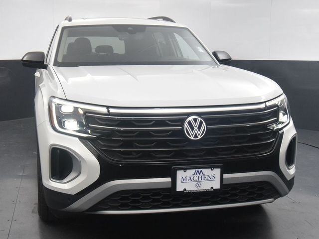 2024 Volkswagen Atlas 2.0T Peak Edition SEL