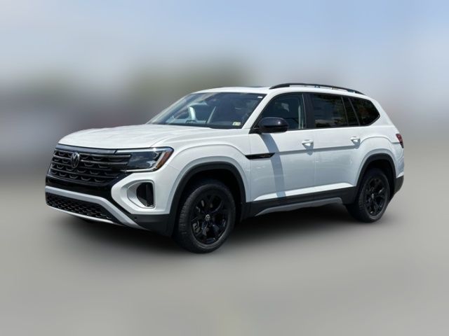 2024 Volkswagen Atlas 2.0T Peak Edition SEL