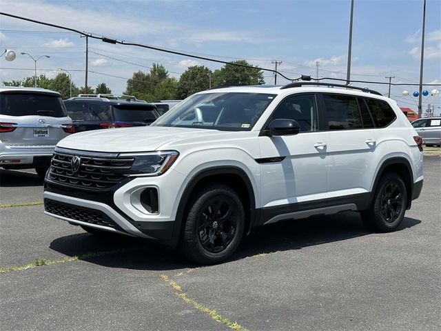 2024 Volkswagen Atlas 2.0T Peak Edition SEL