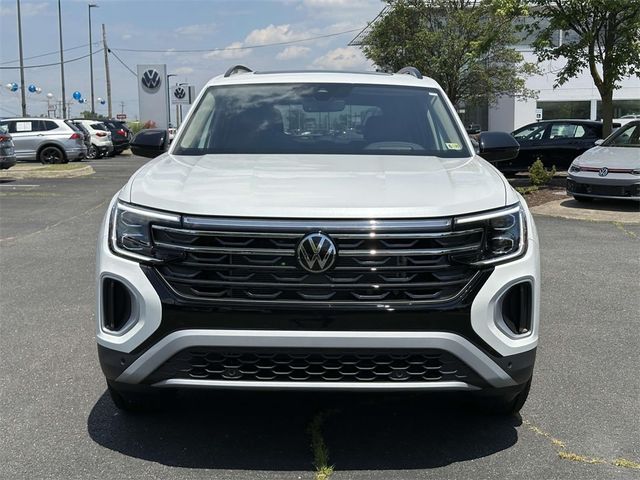 2024 Volkswagen Atlas 2.0T Peak Edition SEL