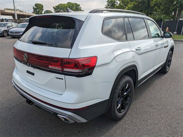 2024 Volkswagen Atlas 2.0T Peak Edition SEL