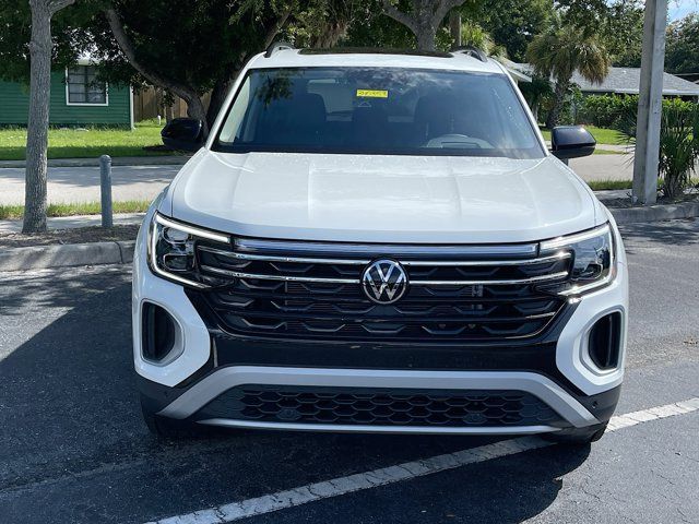 2024 Volkswagen Atlas 2.0T Peak Edition SEL