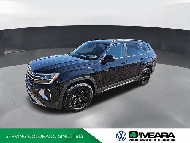 2024 Volkswagen Atlas 2.0T Peak Edition SEL