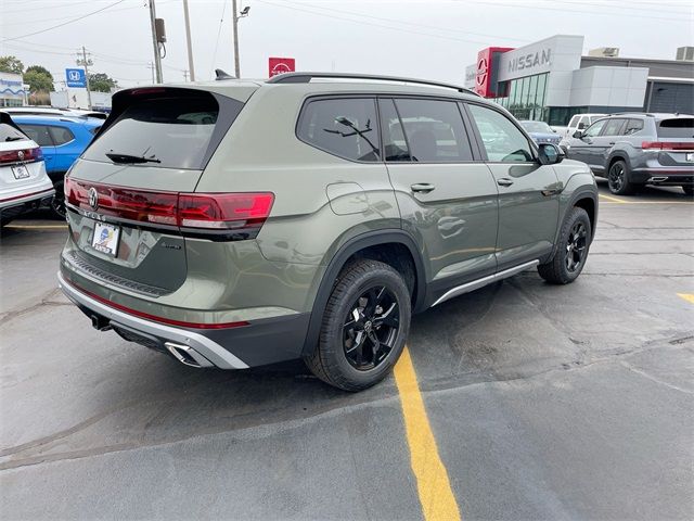 2024 Volkswagen Atlas 2.0T Peak Edition SEL