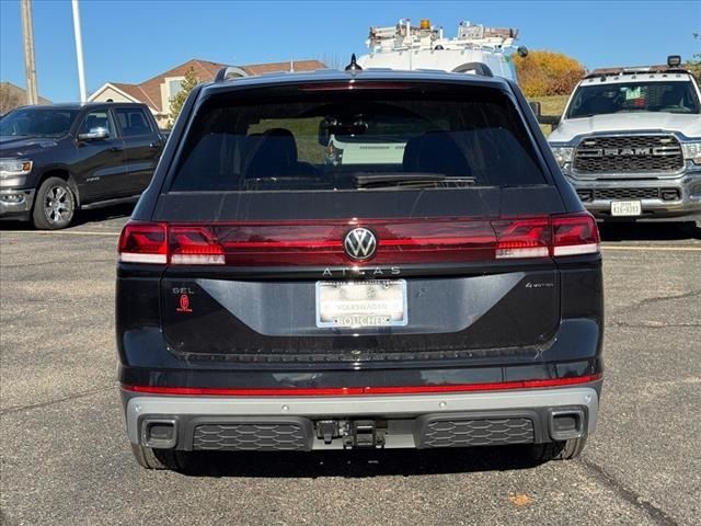 2024 Volkswagen Atlas 2.0T Peak Edition SEL