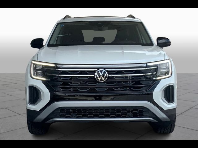 2024 Volkswagen Atlas 2.0T Peak Edition SEL