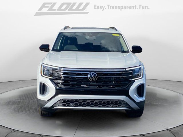 2024 Volkswagen Atlas 2.0T Peak Edition SEL