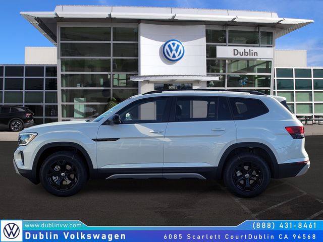 2024 Volkswagen Atlas 2.0T Peak Edition SEL