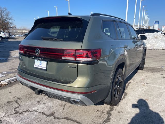 2024 Volkswagen Atlas 2.0T Peak Edition SEL