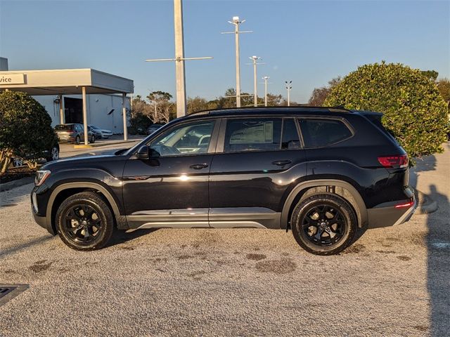 2024 Volkswagen Atlas 2.0T Peak Edition SEL