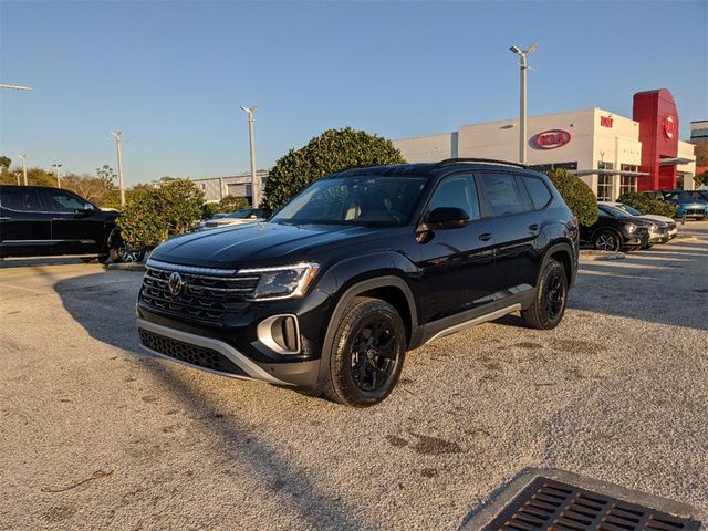 2024 Volkswagen Atlas 2.0T Peak Edition SEL