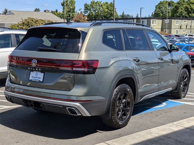 2024 Volkswagen Atlas 2.0T Peak Edition SEL