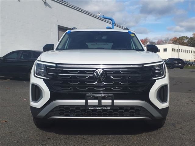 2024 Volkswagen Atlas 2.0T Peak Edition SEL