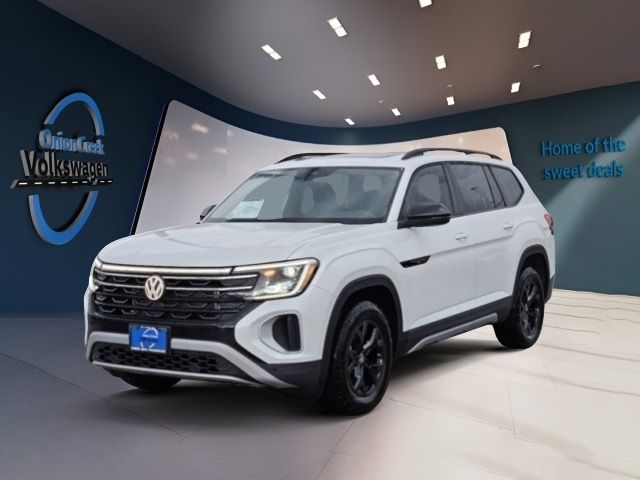 2024 Volkswagen Atlas 2.0T Peak Edition SEL