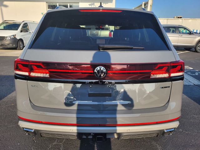 2024 Volkswagen Atlas 2.0T Peak Edition SEL