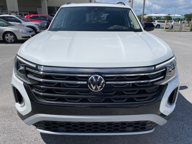 2024 Volkswagen Atlas 2.0T Peak Edition SEL