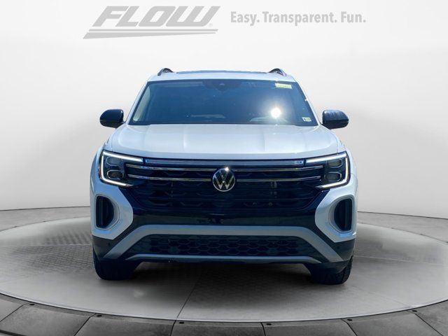 2024 Volkswagen Atlas 2.0T Peak Edition SEL