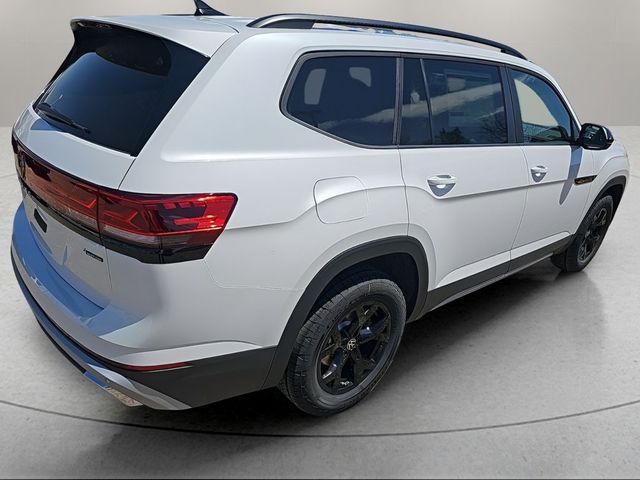 2024 Volkswagen Atlas 2.0T Peak Edition SEL